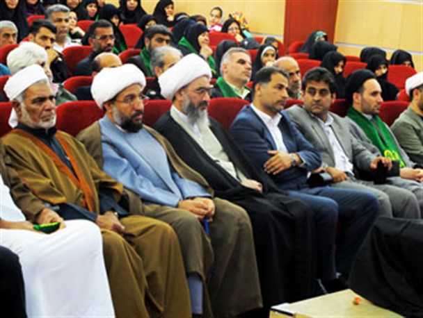 همایش تجلیل از مداحان و خادمان حسینی در خارگ برگزار شد