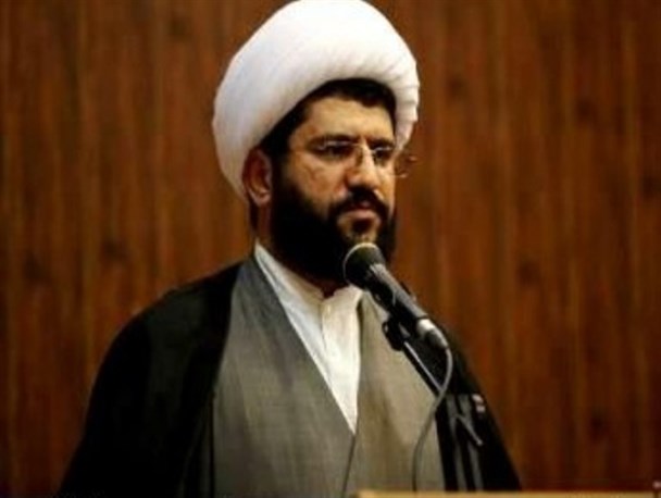 شهرهای موشکی منتظر اذن رهبر انقلاب هستند/ایران از قطع رابطه باعربستان ضرر نمی کند
