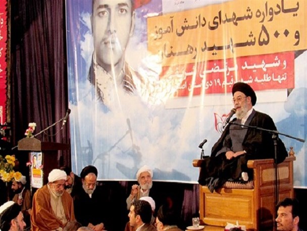 یادواره شهدای دانش آموز و ۵۰۰ شهید رهنان/ تصاویر
