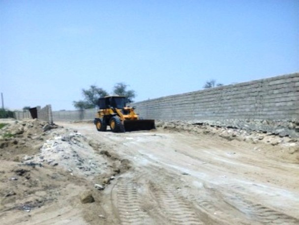 اجرای پروژه خاکریزی و تسطیح کوچه ها و معابر روستای طولا آغاز شد