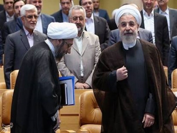 شفافیت خوب است اما برای همسایه!