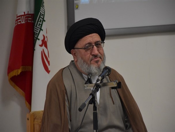 سیاست غلط برخی از وزیران مانع تحقق اقتصاد مقاومتی است