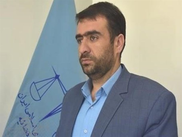 بیان مطالبات نباید سبب بر زمین ماندن کار ارباب رجوع شود