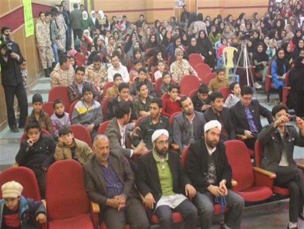 جشن بزرگ پیروزی انقلاب اسلامی در شهر مراوه تپه+تصاویر