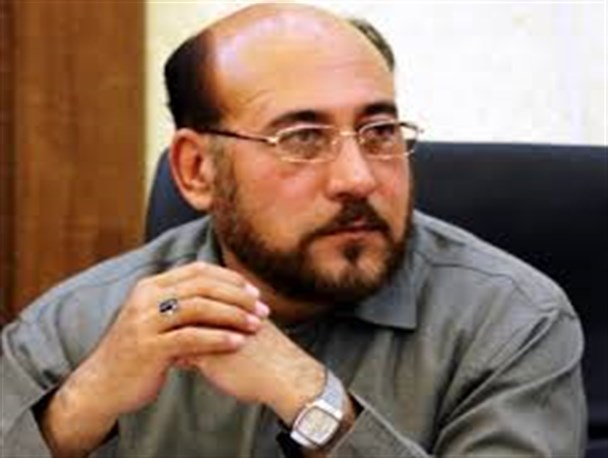 انقلاب اسلامی ایران بر سه رکن اساسی دین ،مردم و رهبری استوار است/شیرین ترین خاطره ام از دوران پیروزی انقلاب پایین کشیدن مجسمه شاه بود