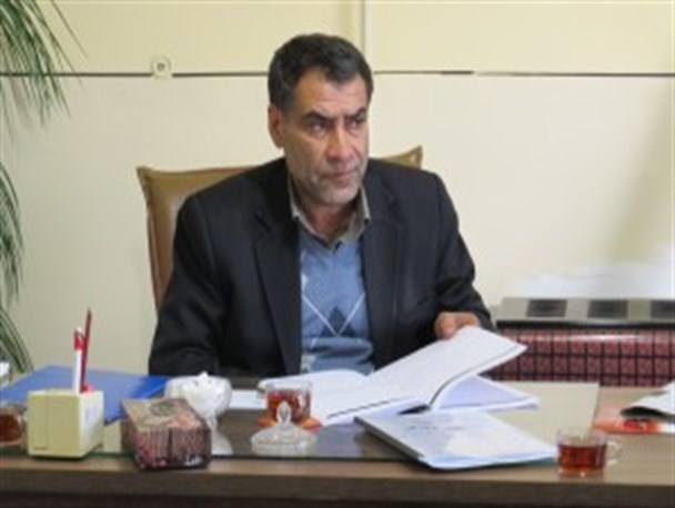 شهردار ملکان از پلاک کوبی و شناسنامه دارشدن درختان فضای سبز شهری خبر داد