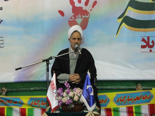 جنایات پهلوی تنها به ساواک منتهی نیست بلکه بالاتر از آن بردگی ملت وفروش عزت ایران بود/کاهش قیمت نفت یک فرصت