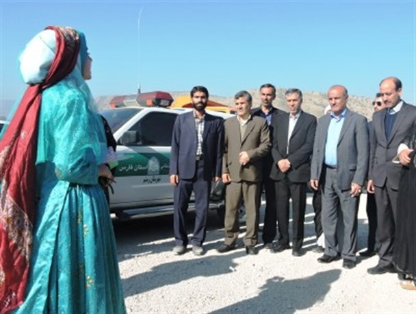 جزئیات سفر استاندار فارس به شهرستان رستم