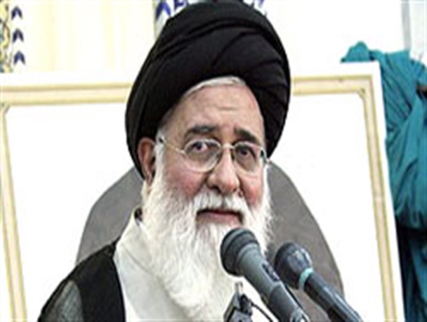 من هر چه بگویم وزارت ارشاد عکس آن را عمل می‌کند