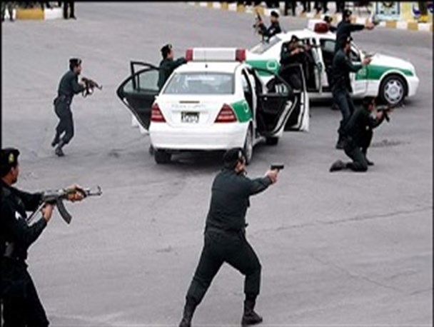 باند بزرگ تهیه و توزیع مواد محترقه غرب کشور در همدان متلاشی شد