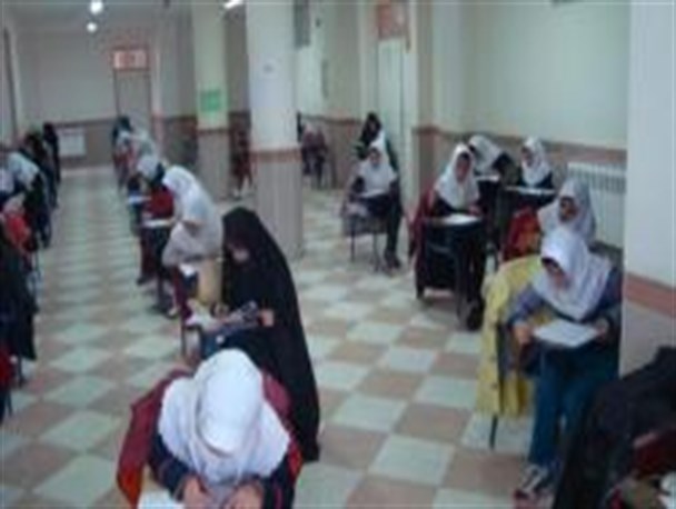 آزمون علمی بسیج دانش آموزی در هریس برگزار شد