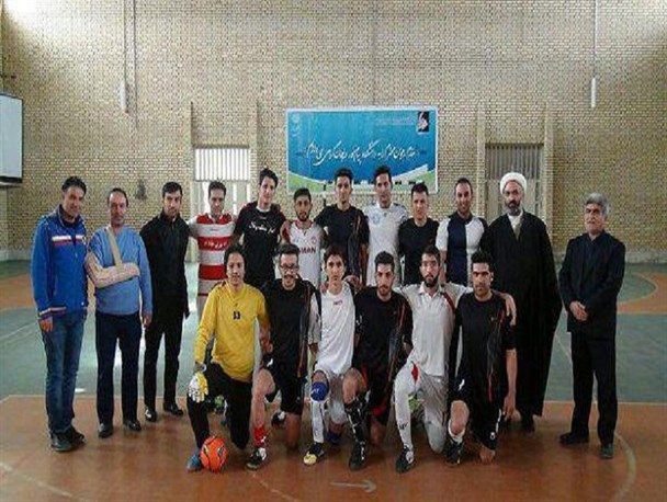 تیم شاهین عنوان نخست مسابقات چهارجانبه فوتسال دلیجان را کسب کرد
