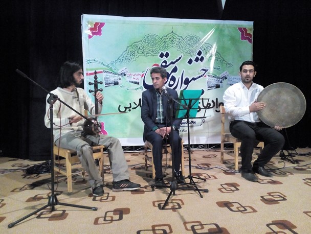 نواهای انقلابی در محمدشهرکرج طنین انداز شد