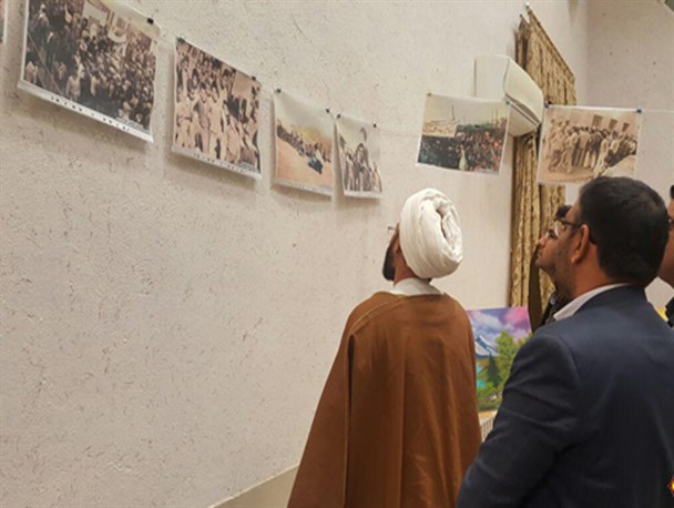 برپایی نمایشگاه عکس انقلاب در فراشبند+تصاویر