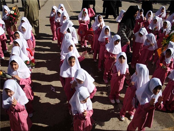 پول بدهید، کارنامه بگیرید!