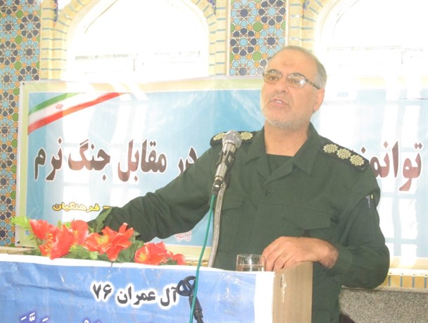 نشست بصیرتی با حضور مسئول اطلاعات سپاه فجر فارس در خنج برگزار شد