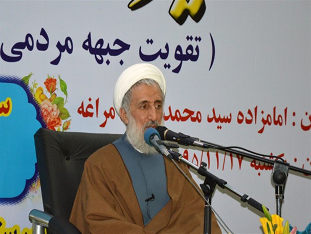 اگر دولت در مقابل تحریم‌ها صبر می‌کرد و دست پاچه نمی شد، خودکفایی کشور تسریع می‌شد