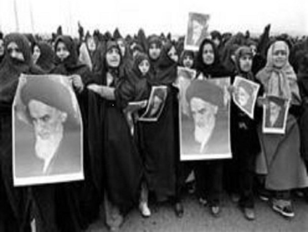 دشمن درصدد القای هویت جعلی به زنان و دختران ایرانی است