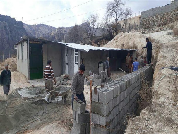 حسینه روستای جویجان به همت بسیجیان بهسازی شد