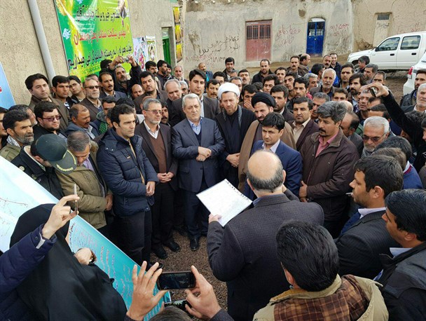 اینجا به برکت انقلاب آخرین خانه های روستایی نیز از نعمت گاز بهره مند شدند