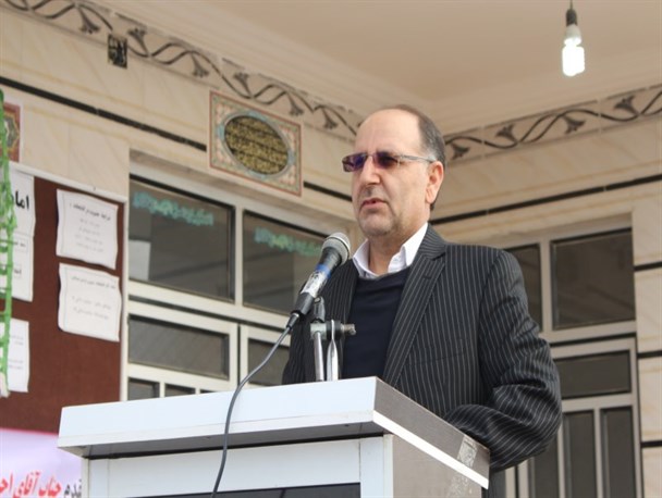 بیش از ۳۴۰۰ کتابخانه عمومی فعال در کشور وجود دارد