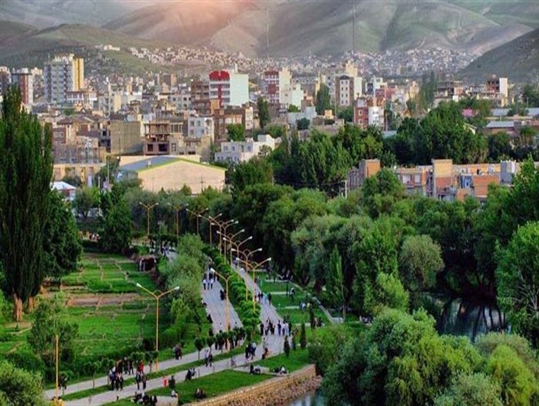 مهاباد از تبعیدگاه رژیم پهلوی تا قطب گردشگری در جمهوری اسلامی