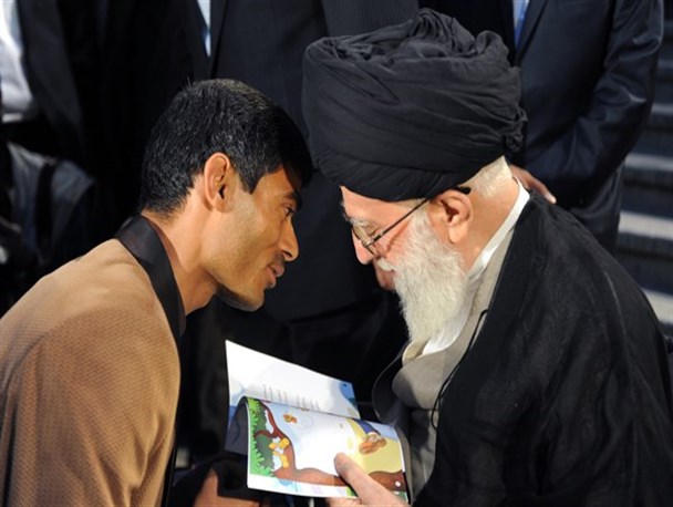 شعر شاعر فارسی در کتاب درسی پنجم دبستان + تصاویر