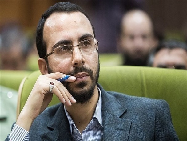 مسئولیت دانشجویان بسیجی کمتر از وزیر علوم نیست/ به سمت دانشگاه‌های حکمت‌بنیان پیش برویم