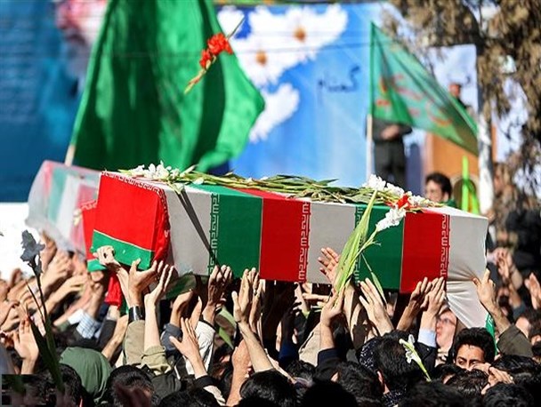 شهدا خط و راه را به ما نشان می‌دهند/ سیمرغ نیاز به تبرک این شهدای عزیز دارد