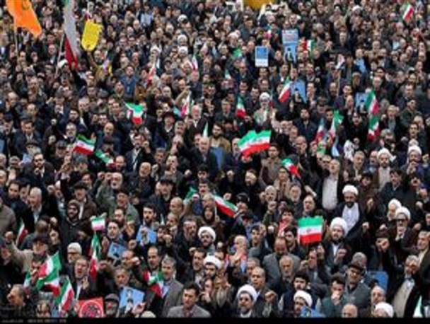 حضور بیش از36 هیئت مذهبی دیار شهید رئیسعلی دلواری در راهپیمایی 22 بهمن