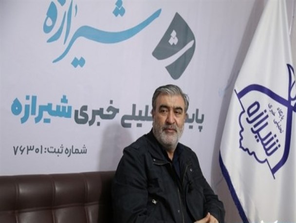 انتقاد رئیس مجمع نمایندگان فارس از لجاجت دولت در مهارکرونا/ امید است از یک سال گذشته درس عبرت گرفته شود