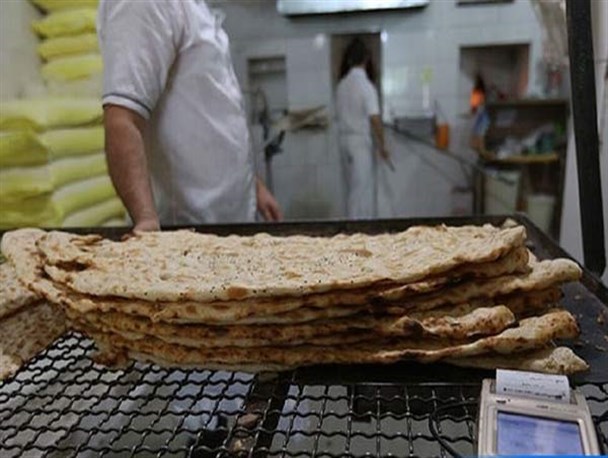 نانواهایی که برای جبران هزینه‌ها کم فروشی می‌کنند/تشکیل پرونده برای نانوایی‌های متخلف میبد