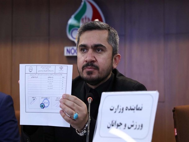 شکوه‌فر: از ۴ سال قبل به تذکرات AFC بی‌توجهی شده/ استقلال و پرسپولیس تا پایان سال بورسی می‌شوند