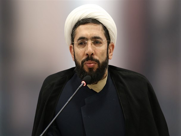 انقلاب اسلامی، نظم و نظام استکبار جهانی را در هم شکست