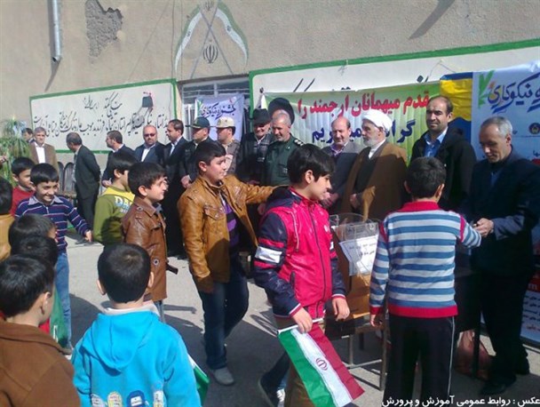 برگزاری جشن نیکوکاری در مدارس پلدشت+تصاویر