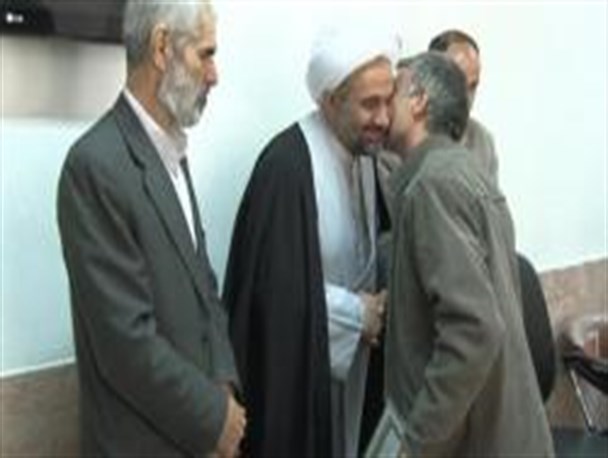 تجلیل از 14 پرستار نمونه شبکه بهداشت و درمان شهرستان بشرویه+تصاویر