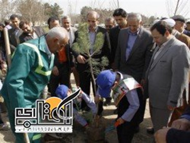 گرامیداشت 2730 شهید شهرری با کاشت 2730 نهال