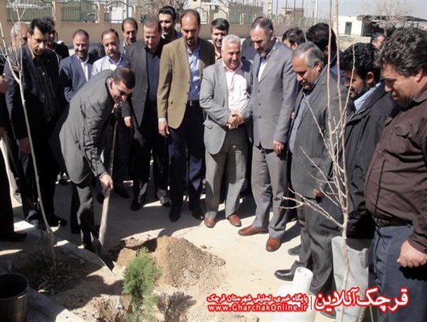 جشن درختکاری در شهرستان قرچک + تصاویر