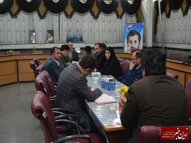 سه ساعت چانه زنی برای شروع نهضت آسفالت/ آیا میاندوآب، شهر بدون دست انداز می شود؟