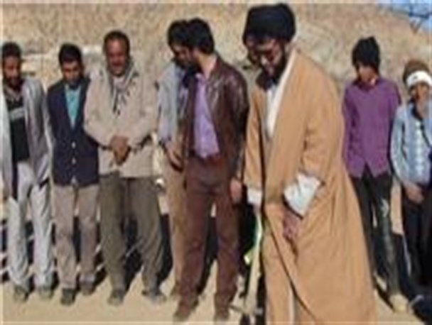 کلنگ احداث مسجد روستای سربیشه‌علیا بخش دیشموک به زمین زده شد