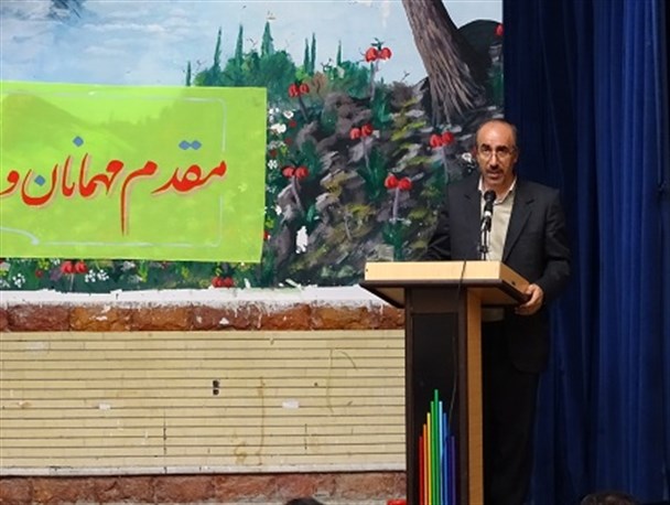 راه اندازی واحد های تولیدی در روستا، مانع مهاجرات روستائیان به شهر می شود