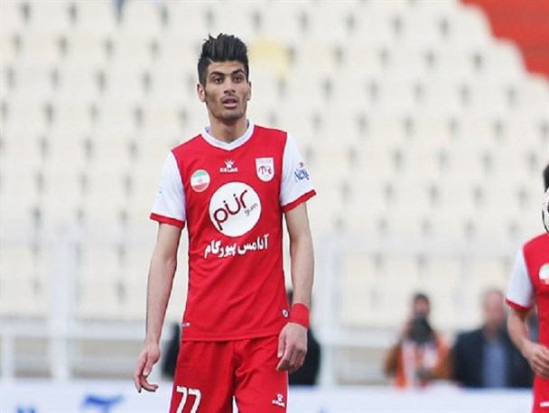 آقایی: آن موقعیت گل می‌شد صد در صد پرسپولیس را می‌بردیم/ در لحظه درگیری اگر در بازی بودم اخراج می‌شدم!/ هواداران پرسپولیس باید تا آخر فصل محروم شوند