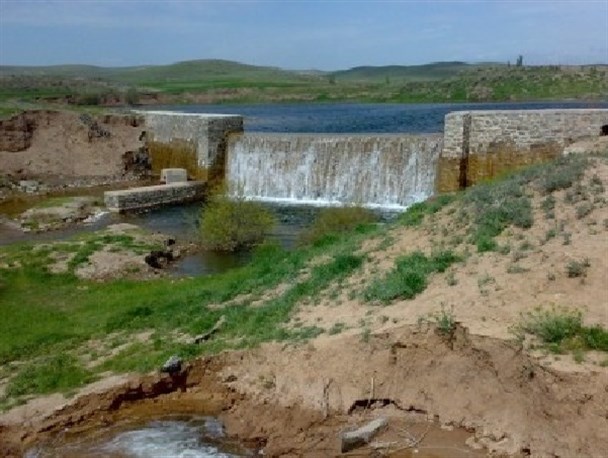 سد آبخیزداری روستای «آقاکندی» بیله سوار کلنگ‌زنی می‌شود