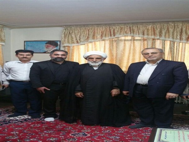 دیدار اعضای گروه منطق خواص با امام جمعه اسلامشهر+تصاویر