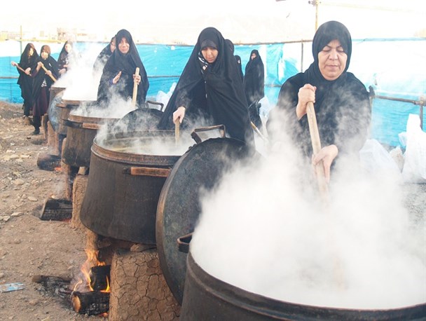 بزرگترین آش نذری  در کاشمر طبخ و توزیع خواهد شد