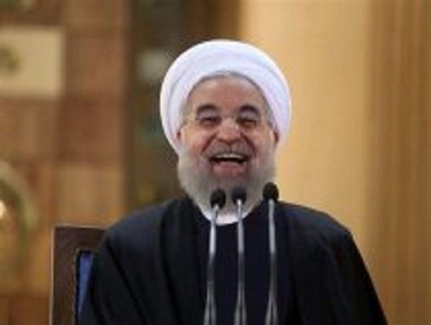 آقای روحانی؛ با حضور در جمع دانشجویان گزارش عملکرد ارائه دهید/ دانشجویان توقعی جز راستگویی ندارند