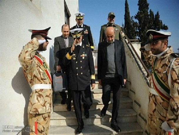 حضور دریادار سیاری در جمع دانشجویان بسیارمغتنم بود