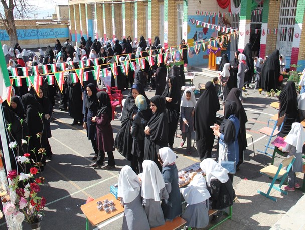 جشن نیکوکاری دانش آموزان سمیرم+ تصاویر