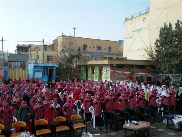 تصاویر منتخبی از جشن آغاز هفته احسان و نیکوکاری در مدارس شهرستان فردیس