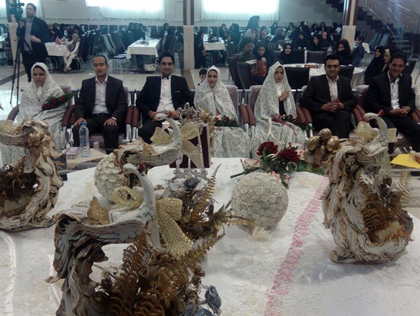 مراسم ازدواج آسان ۸ زوج در محل مسجد جامع مه ولات انجام شد